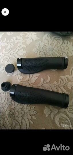 Грипсы для велосипеда