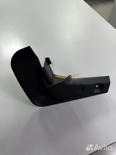 Брызговик задний левый Lexus NX