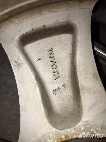 Литые диски R17 Toyota (2533)