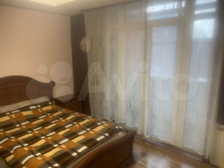 Комната 17 м² в 2-к., 1/3 эт.