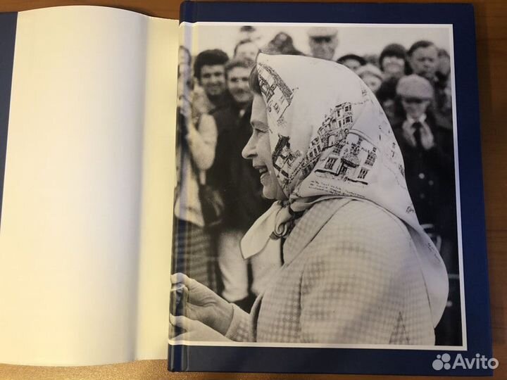 Альбом фото британской королевской семьи и Диана