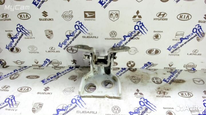 Петля двери (LR) Renault Sandero 2009-2014