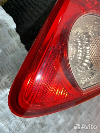 Фонарь внутренний задний левый Toyota Corolla