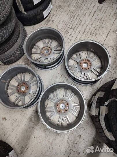 17x7.0 (5x114.3) et41 d67.1 Replica Ki23 S диск