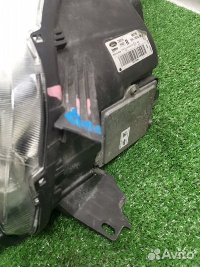 Фара ксеноновая передняя правая Ford Kuga 2 2.0