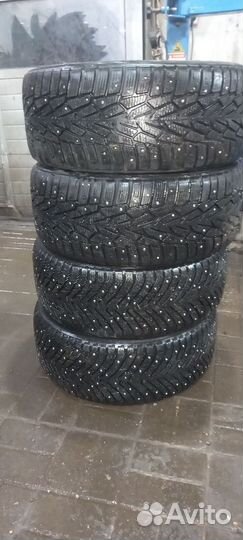 Nokian Tyres Hakkapeliitta 8 225/50 R17