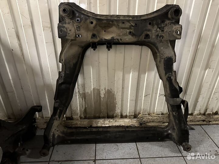 Подрамник nissan x-trail t 31