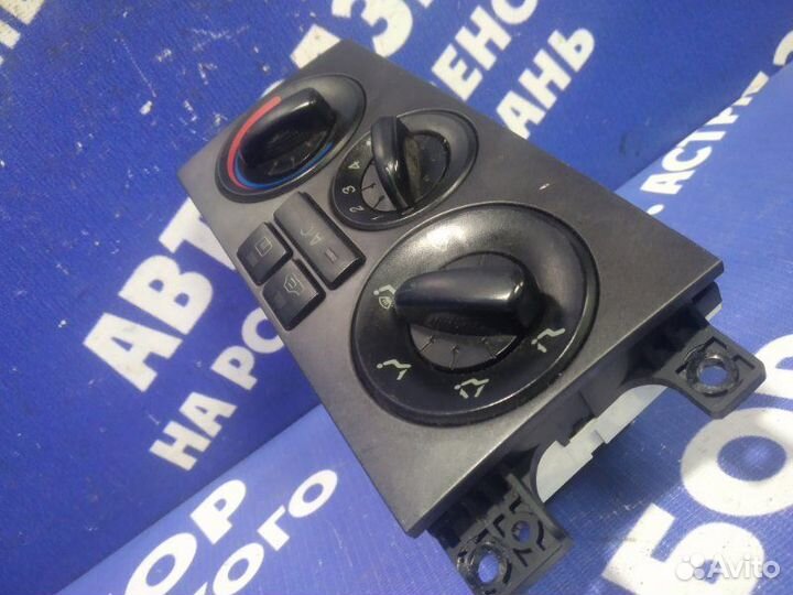 Блок климата Hyundai Elantra Xd седан 2005