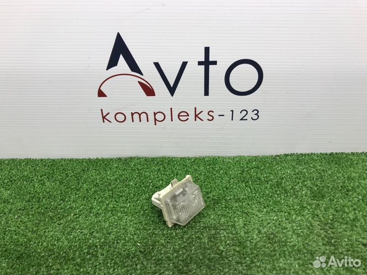 Фонарь подсветки номера Mercedes-Benz C-180 W204