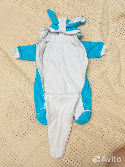 Велюровый комбинезон для малыша 62 р-р