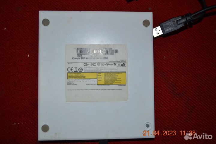 Портативный DVD дисковод USB Samsung SE-S084