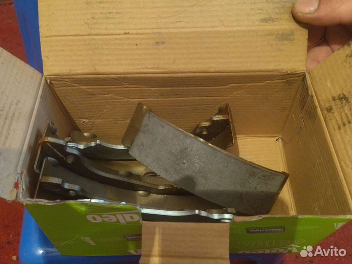 Тормозные колодки задние