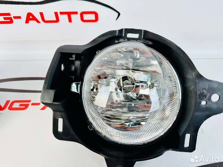 Противотуманные фары Toyota Hilux (AN 10 ) F2990
