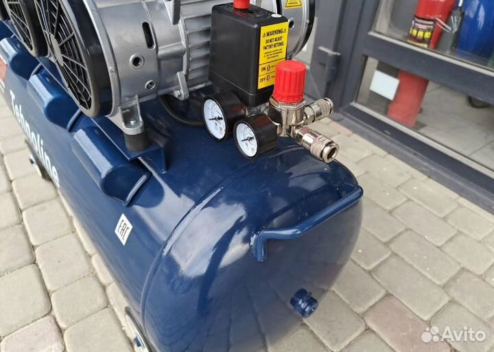Компрессор безмасляный 800 л/мин 4,5 кВт380В 150L