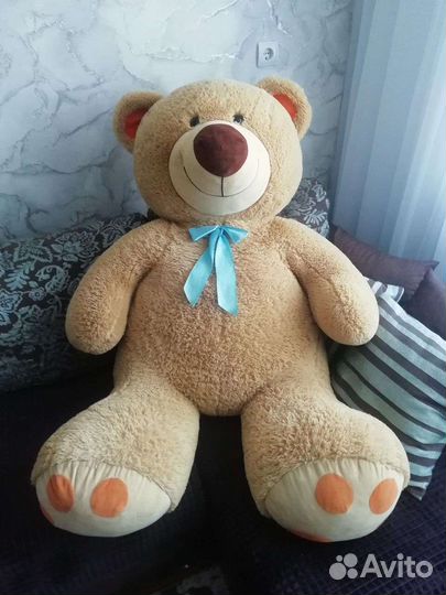 Плюшевый медведь