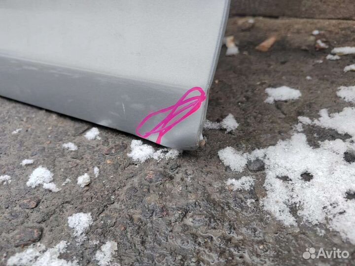 Дверь правая задняя в сборе VW jetta 5 оригинал