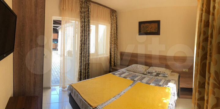 Комната 30 м² в 2-к., 1/1 эт.