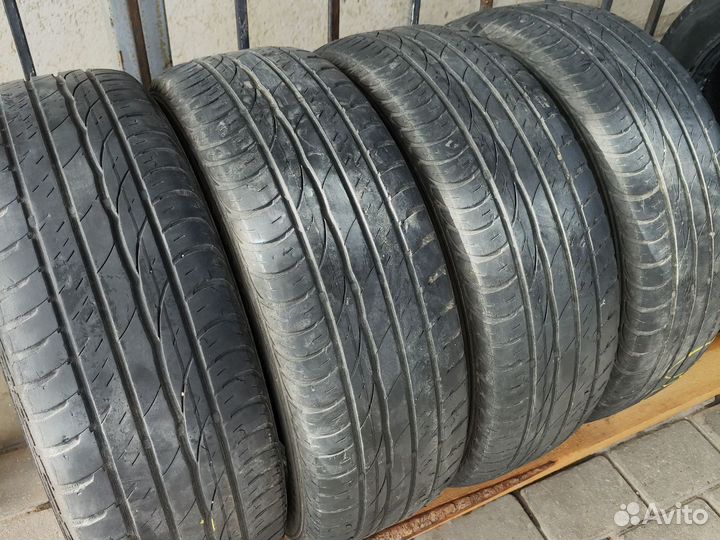 Barum Bravuris 2 205/60 R16 92H