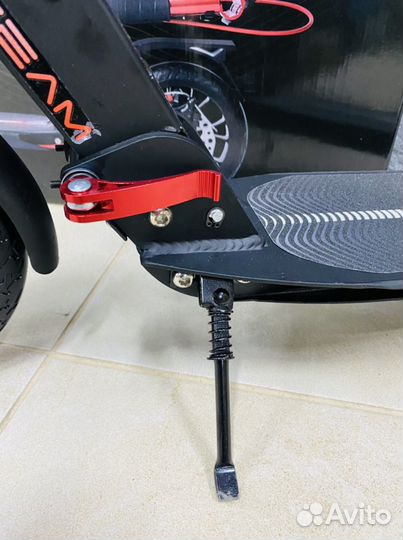 Самокат City Scooter Disk с ручным тормозом