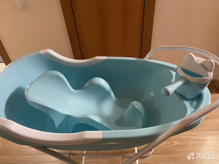 Подставка под ванну и ванночка