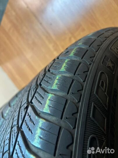 Goodyear UltraGrip 255/50 R19