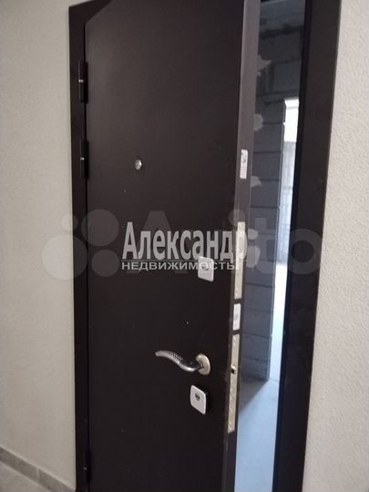 2-к. квартира, 53 м², 2/8 эт.