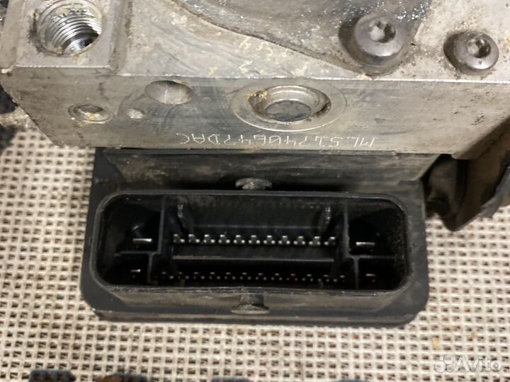 Блок ABS VAG 6R0614517BQ