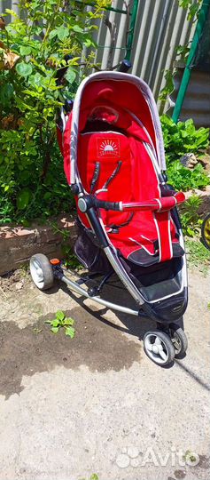Прогулочная коляска