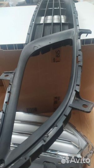 Решетка бампера переднего Kia Cerato 3