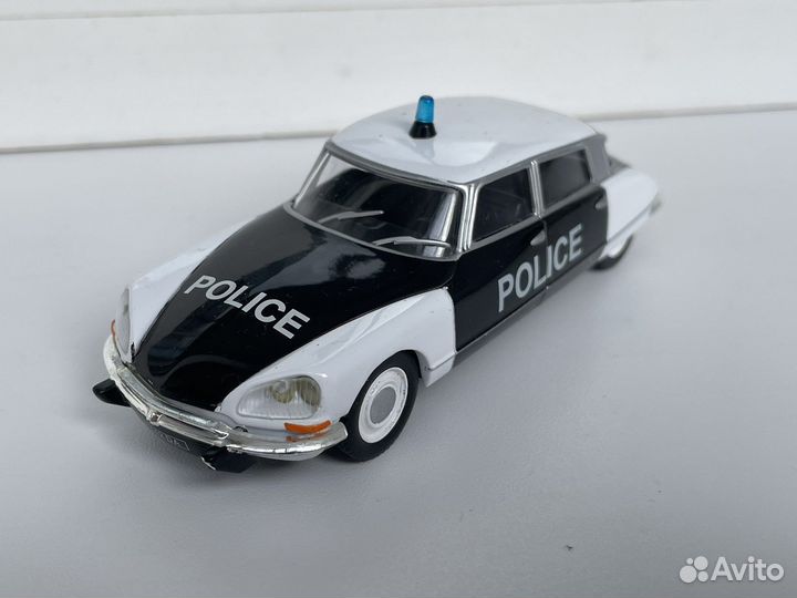 Полицейские машины мира 1:43