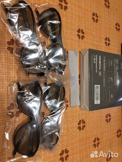 3D очки от телевизора LG (4 шт в комплекте)