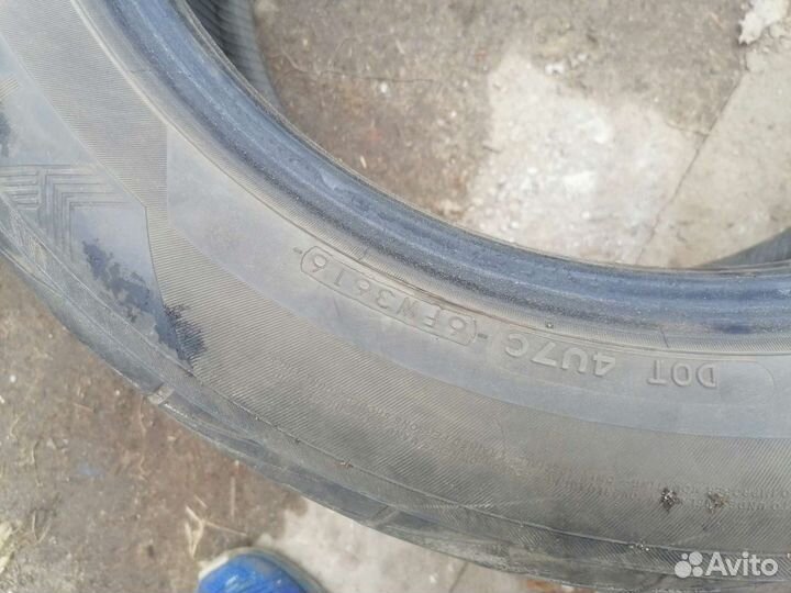 Yokohama Advan Fleva V701 235/55 R18 100V