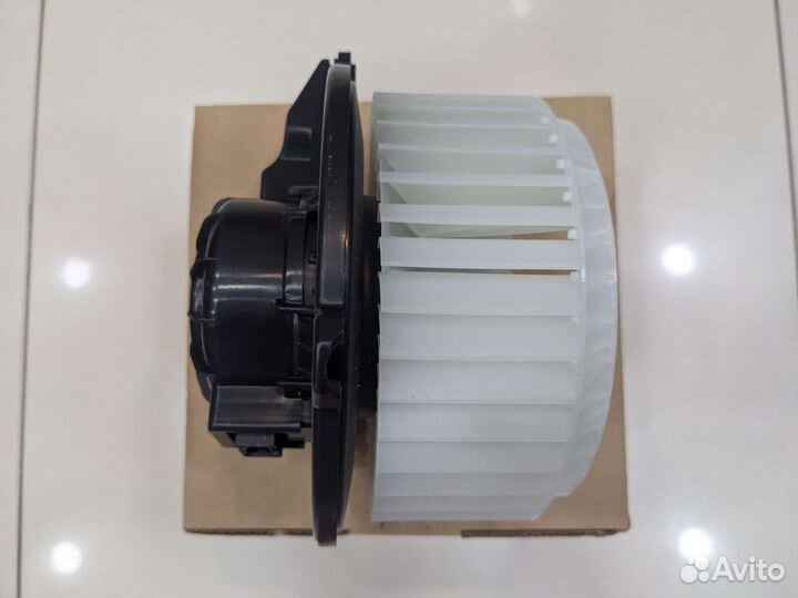 Мотор отопителя chevrolet spark M300