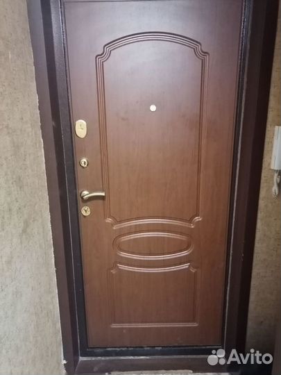 Дверь входная железная бу