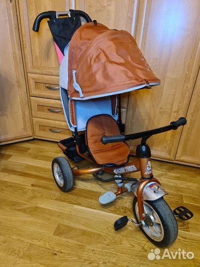 Трехколесный велосипед с родительской ручкой