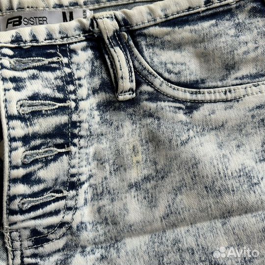 Шорты черные и голубые