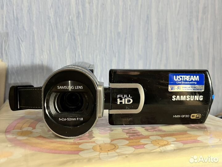 Видеокамера Samsung HMX-QF30