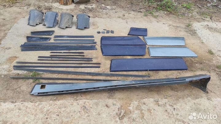 Молдинги накладки листва Mercedes w201 E190