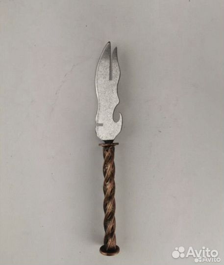 Кованый нож для мяса
