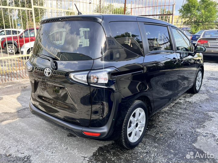 Toyota Sienta 1.5 CVT, 2021, 57 000 км