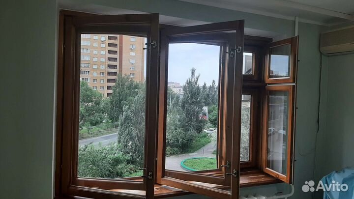 Оконный блок из сосны