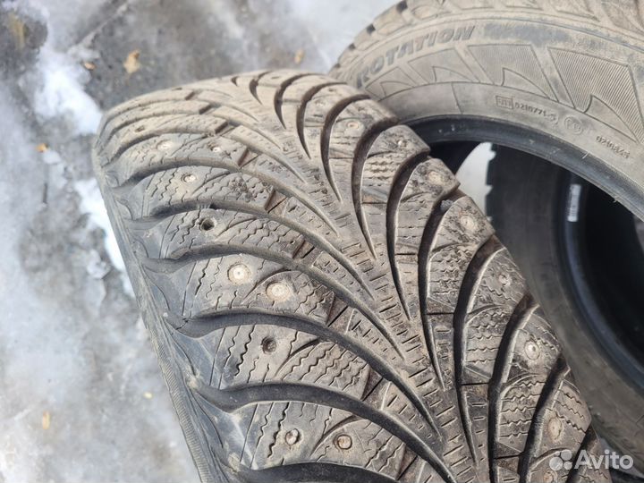 Goodyear UltraGrip Extreme 205/60 R16