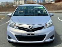 Toyota Vitz 1.0 CVT, 2013, 68 000 км, с пробегом, цена 965 000 руб.