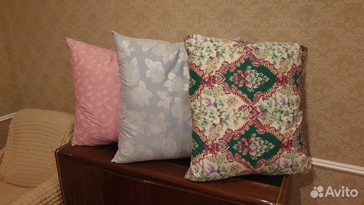 Подушка перьевая новая