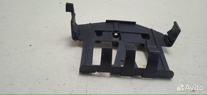 Кронштейн кпп Volkswagen Touareg 2004