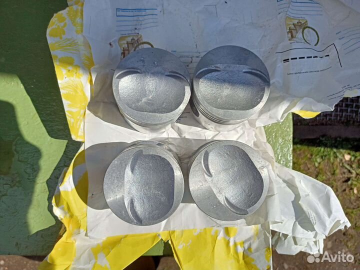 Поршни новые 2108 (4 штуки), 76 мм