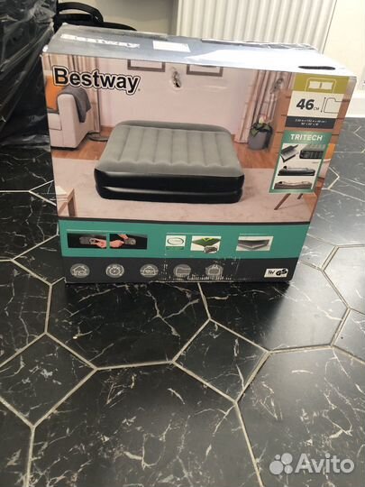 Надувной матрас с насосом
