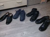 6 пар обуви