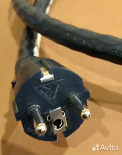 Сетевой кабель Shunyata Research Venom HC