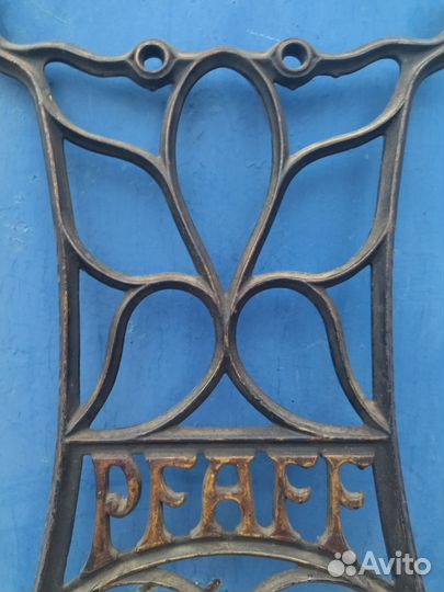 Чугунная станина от швейной машинки